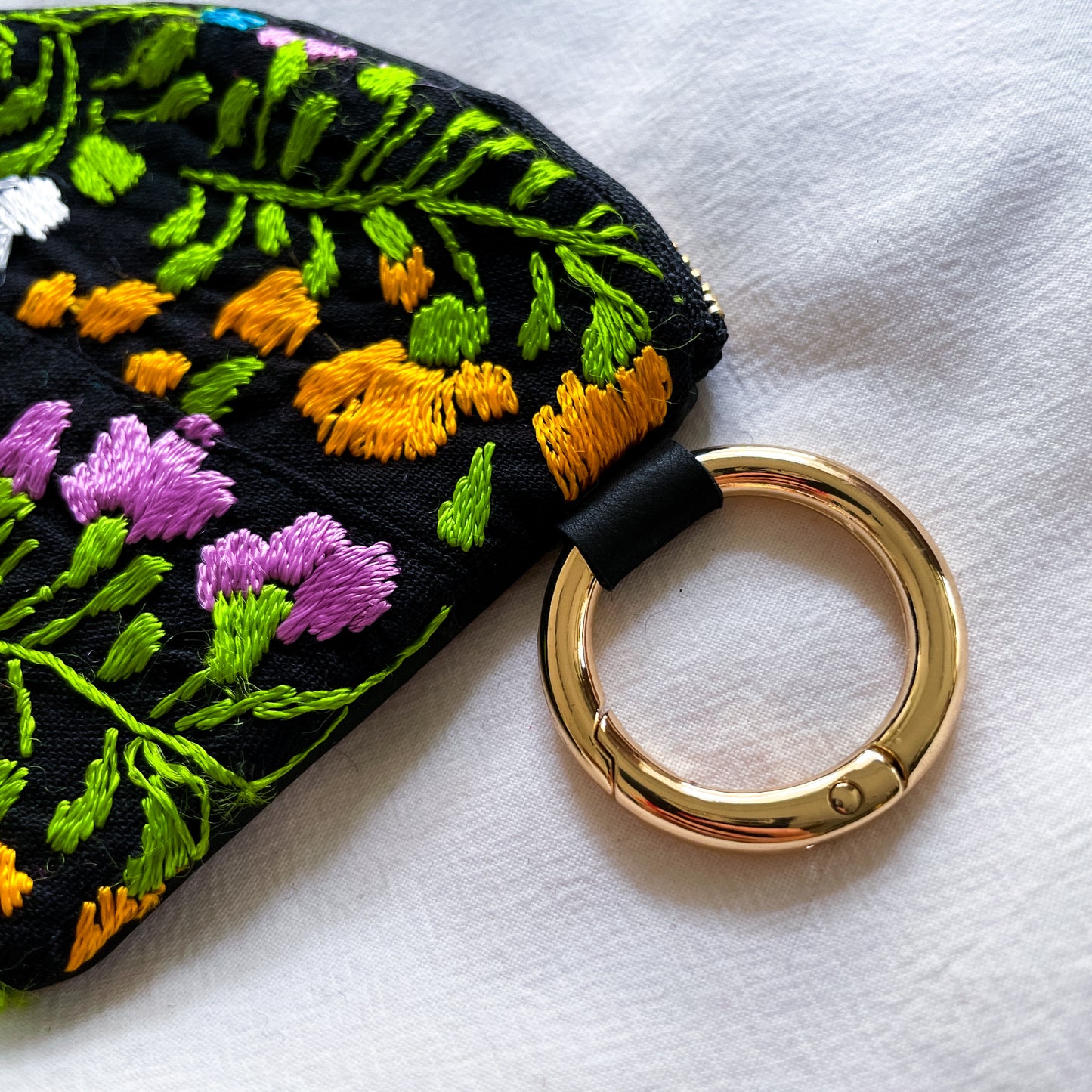 Mexican Embroidery Mini Pouch #7/メキシコ刺繍 サンアントニーノ ポーチ airpods ケース
