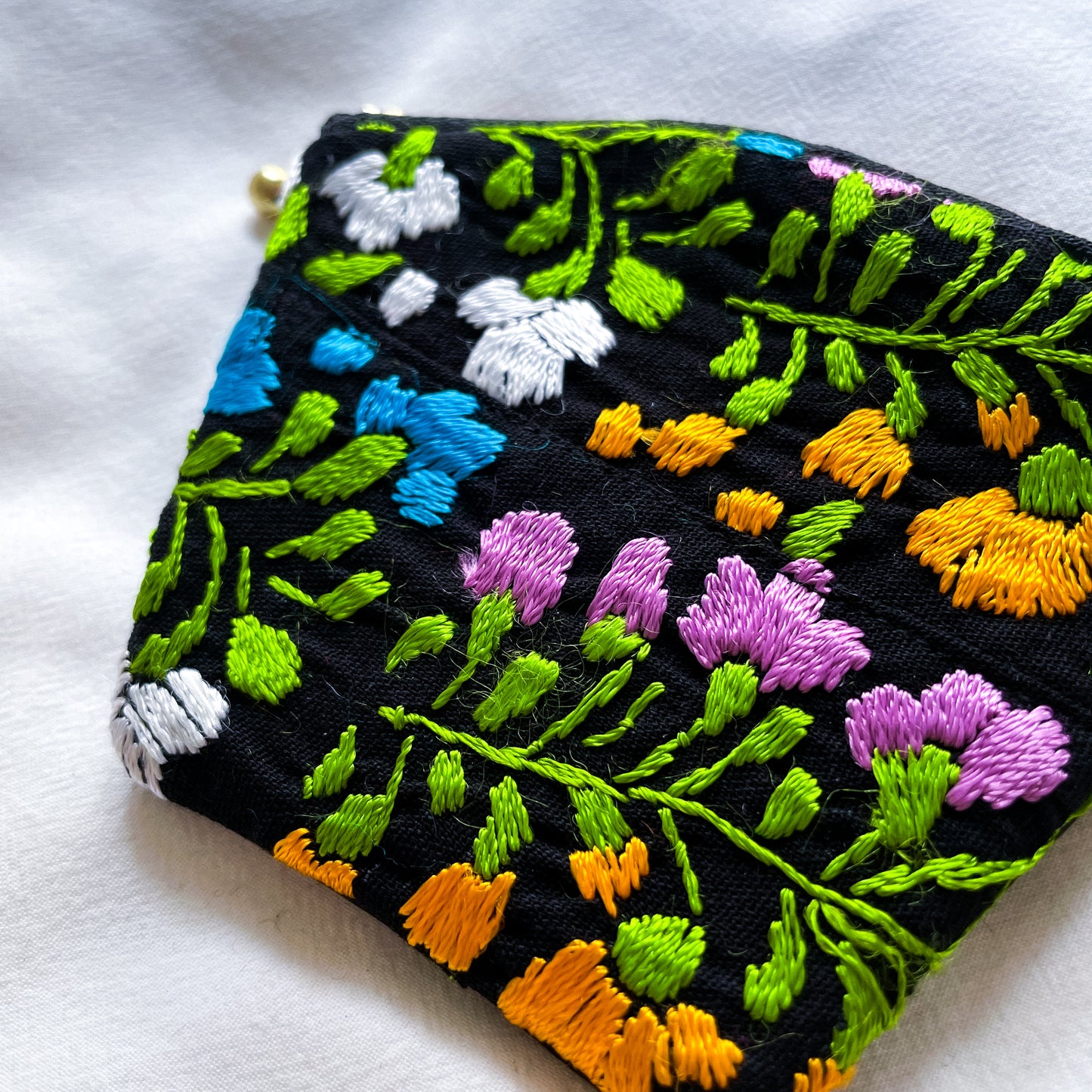 Mexican Embroidery Mini Pouch #7/メキシコ刺繍 サンアントニーノ ポーチ airpods ケース