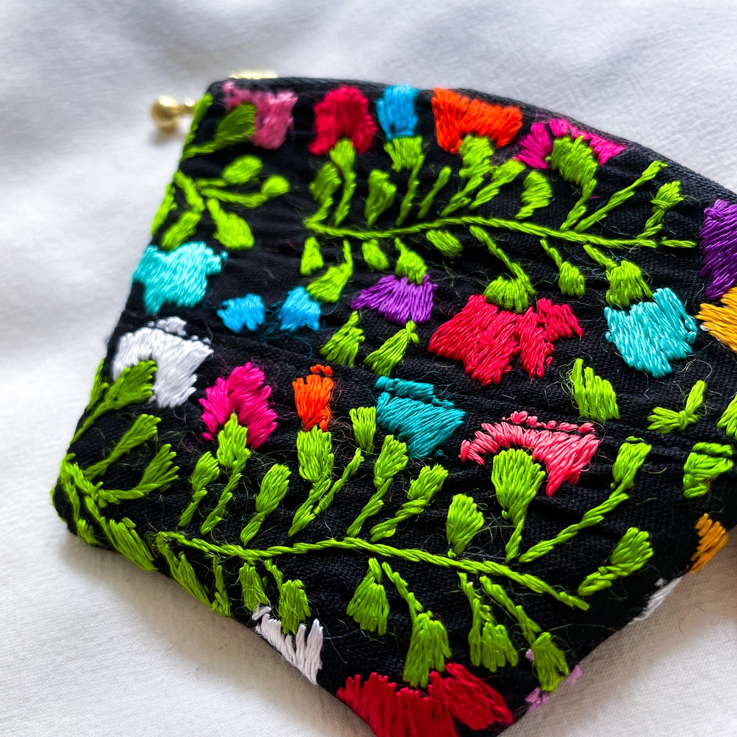Mexican Embroidery Mini Pouch #4/メキシコ刺繍 サンアントニーノ ポーチ airpods ケース