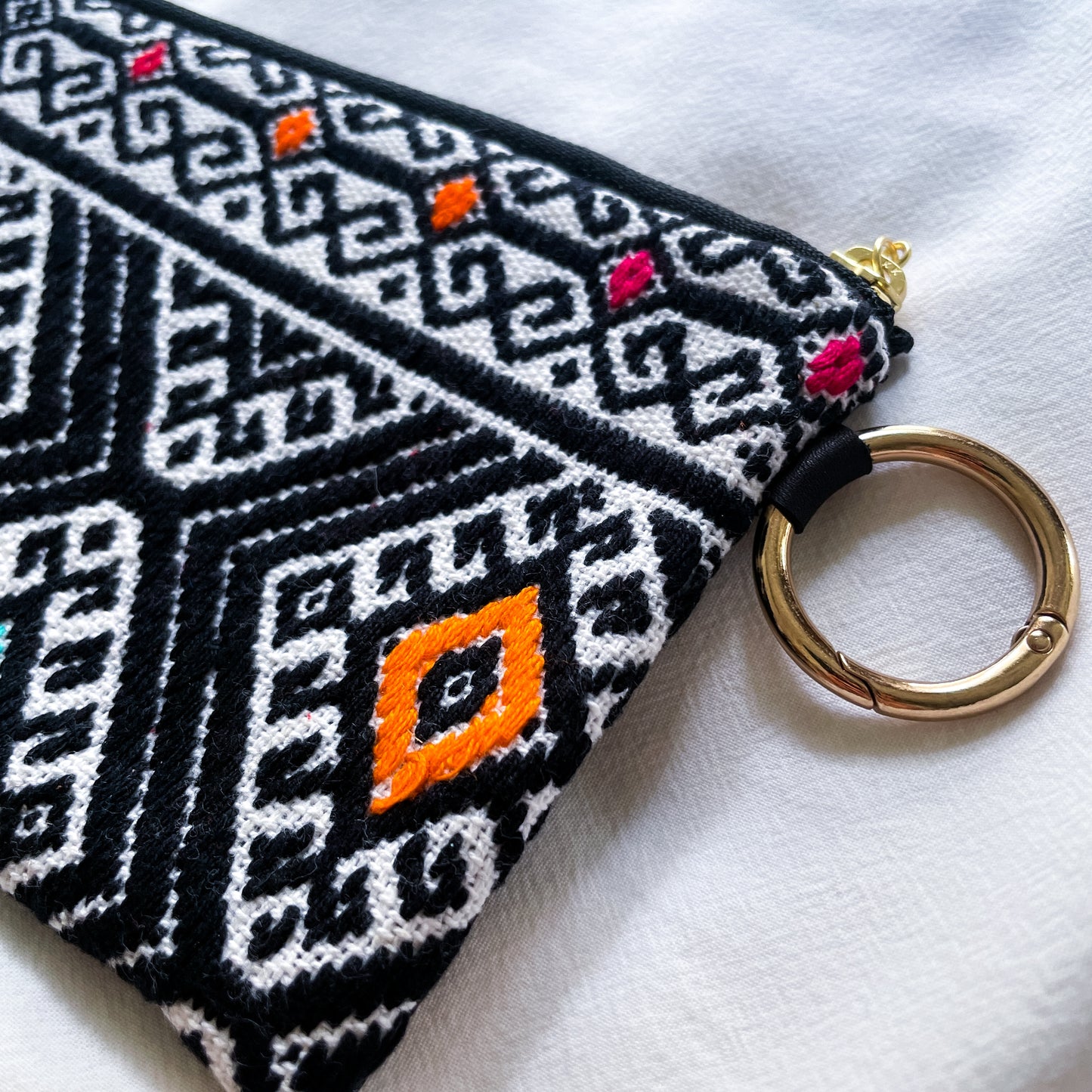 Mexican Embroidery Pouch #5/メキシコ刺繍 ララインサール ポーチ airpods ケース