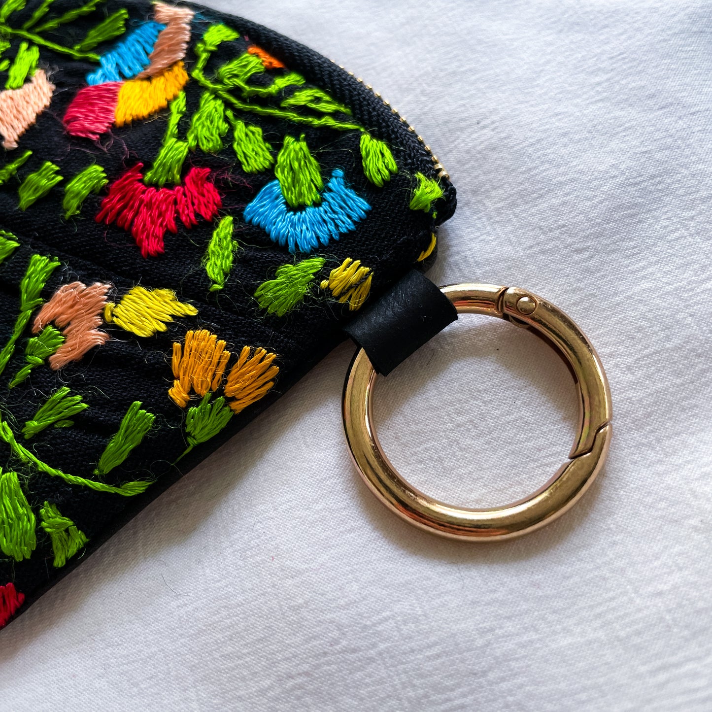 Mexican Embroidery Mini Pouch #9/メキシコ刺繍 サンアントニーノ ポーチ airpods ケース