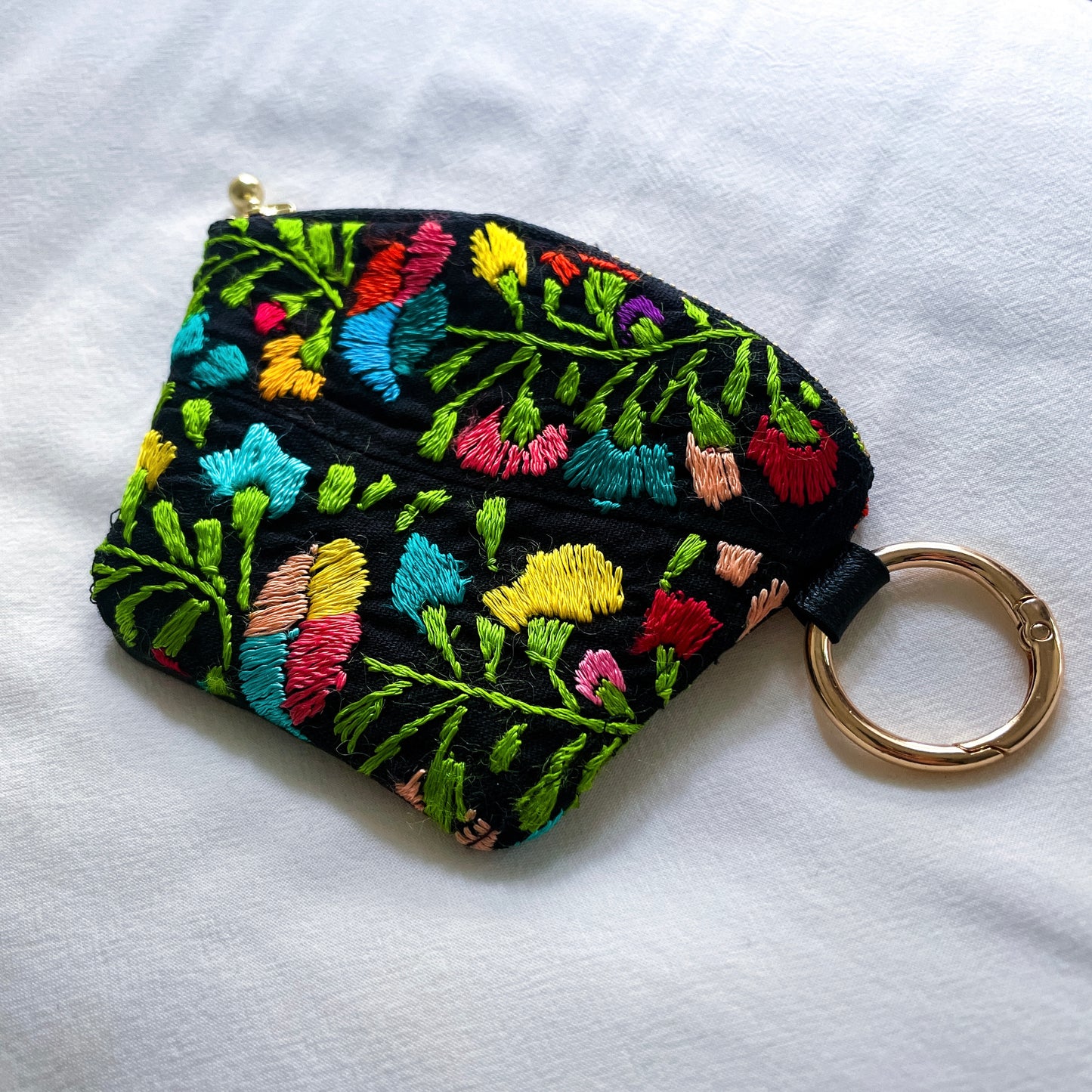 Mexican Embroidery Mini Pouch #1/メキシコ刺繍 サンアントニーノ ポーチ airpods ケース