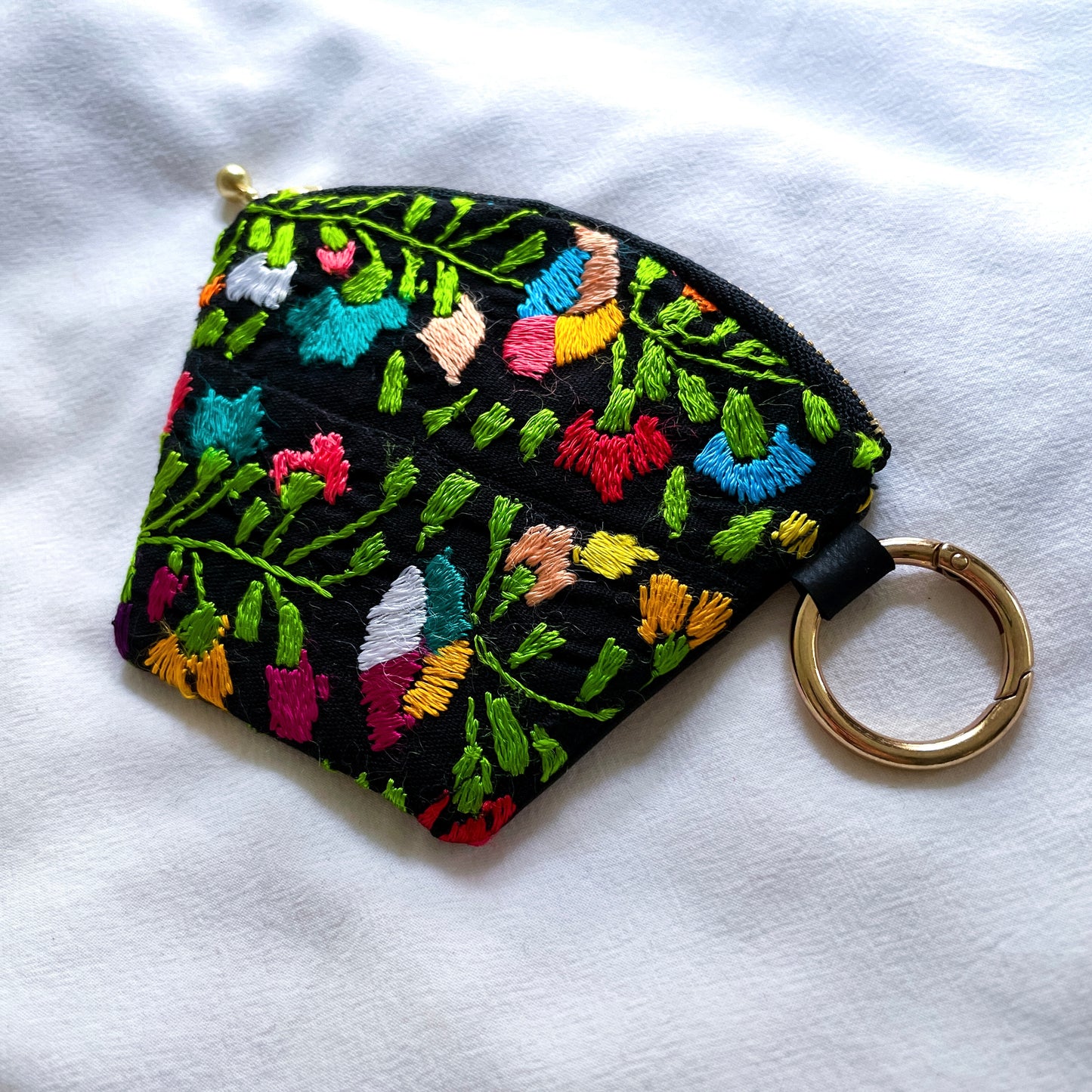 Mexican Embroidery Mini Pouch #9/メキシコ刺繍 サンアントニーノ ポーチ airpods ケース