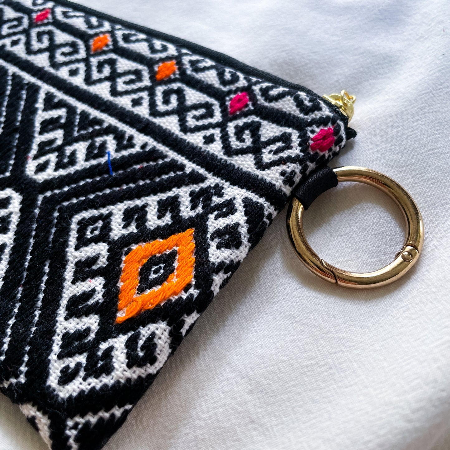 Mexican Embroidery Pouch #5/メキシコ刺繍 ララインサール ポーチ airpods ケース