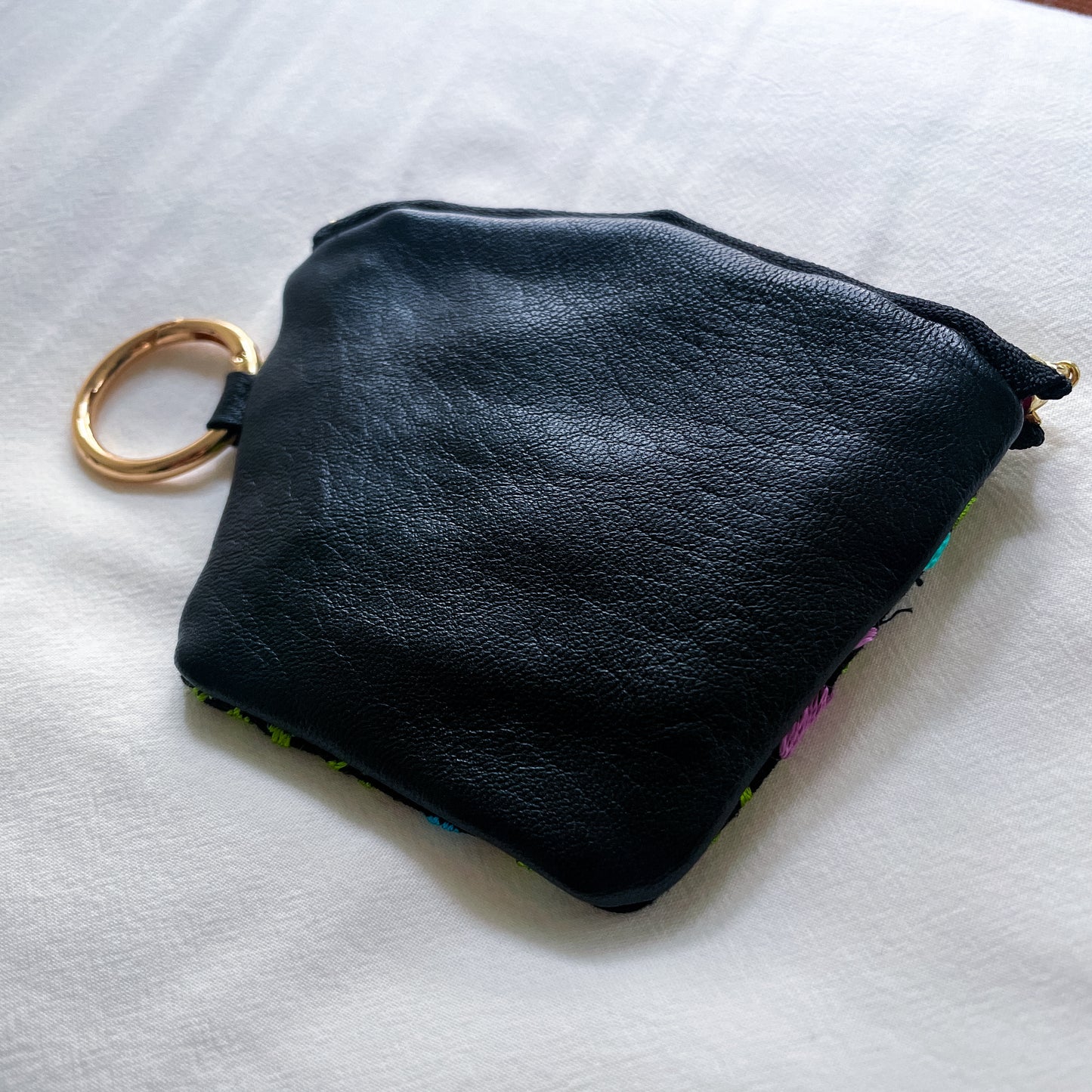 Mexican Embroidery Mini Pouch #3/メキシコ刺繍 サンアントニーノ ポーチ airpods ケース
