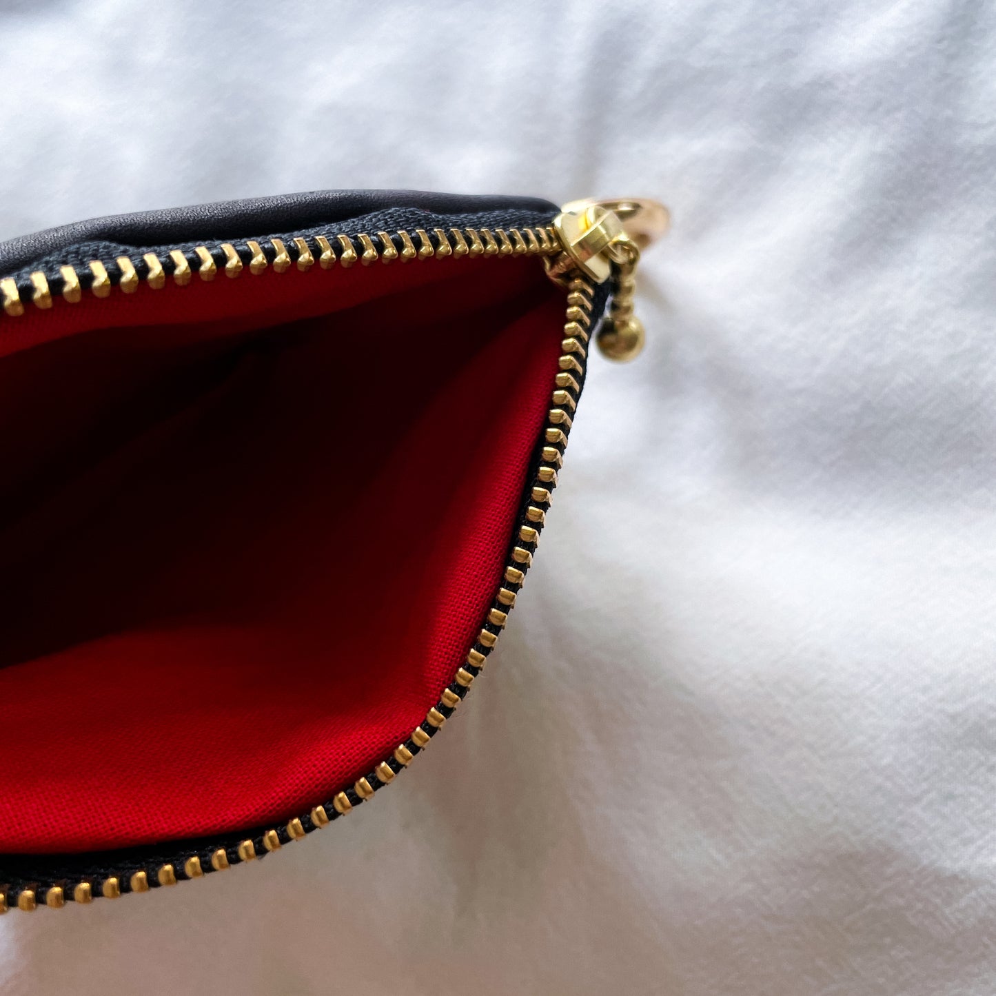 Mexican Embroidery Mini Pouch #4/メキシコ刺繍 サンアントニーノ ポーチ airpods ケース