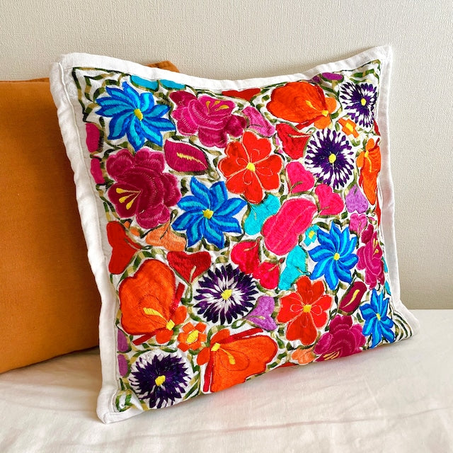 Flower Embroidery Cushion Cover G (50×50㎝)/グアテマラ 刺繍 クッションカバー 花