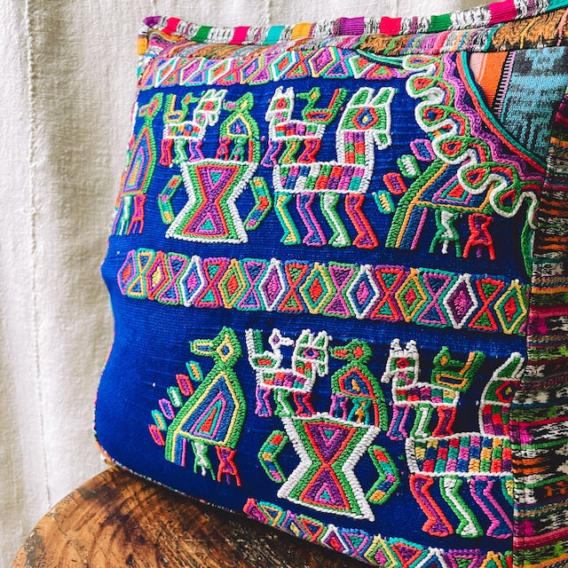 Huipil Cushion Cover #14 (40×40㎝)/グアテマラ ウィピル クッションカバー