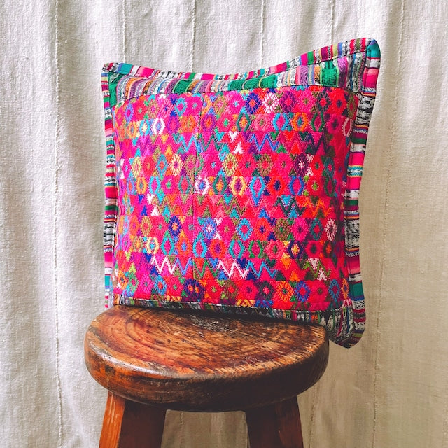 Huipil Cushion Cover #7 (40×40㎝)/グアテマラ ウィピル クッションカバー