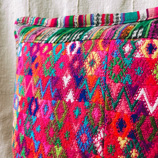 Huipil Cushion Cover #8 (40×40㎝)/グアテマラ ウィピル クッションカバー