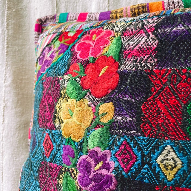 Huipil Cushion Cover #9 (40×40㎝)/グアテマラ ウィピル クッションカバー