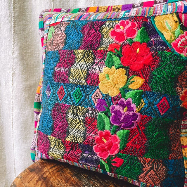 Huipil Cushion Cover #10 (40×40㎝)/グアテマラ ウィピル クッションカバー