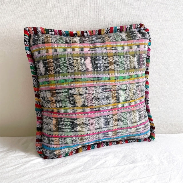 Huipil Cushion Cover #4 (40×40㎝)/グアテマラ ウィピル クッションカバー