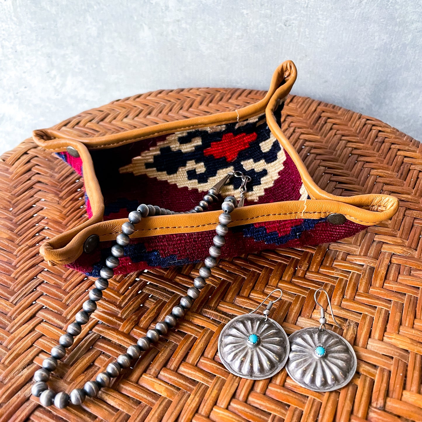 Old Kilim Tray #4/キリム トレイ 小物入れ