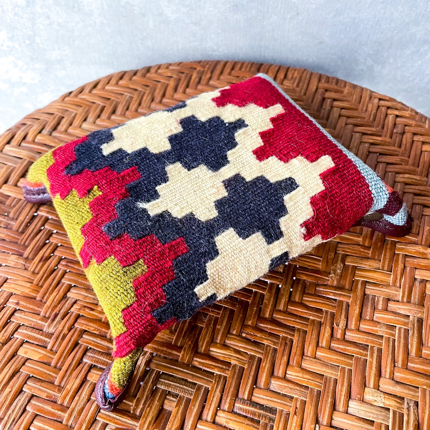 Old Kilim Tray #3/キリム トレイ 小物入れ