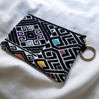 Mexican Embroidery Pouch #7／メキシコ刺繍 ララインサール ポーチ airpods ケース