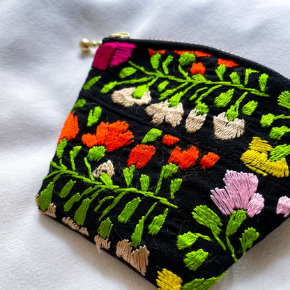 Mexican Embroidery Mini Pouch #6／メキシコ刺繍 サンアントニーノ ポーチ airpods ケース