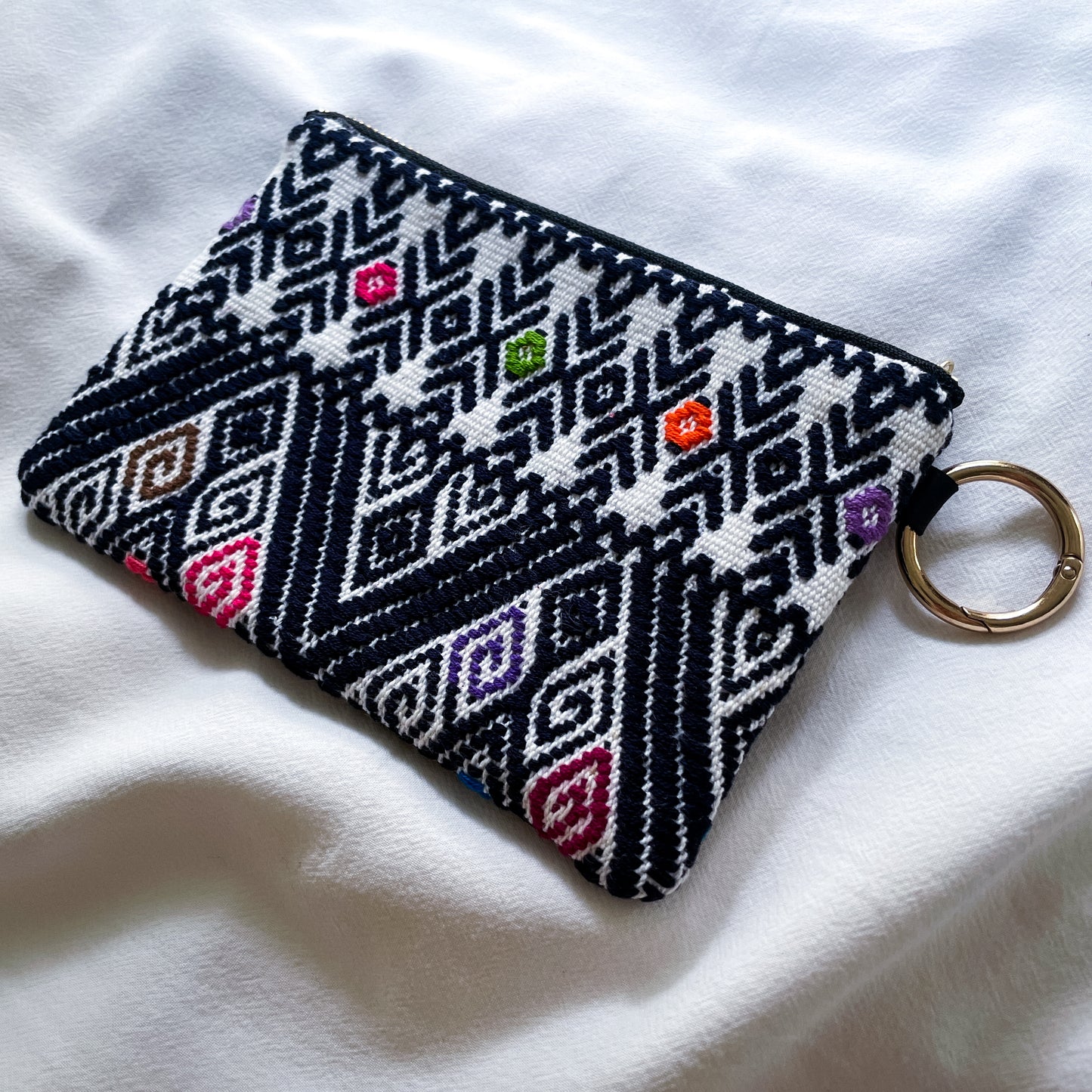 Mexican Embroidery Pouch #3／メキシコ刺繍 ララインサール ポーチ airpods ケース