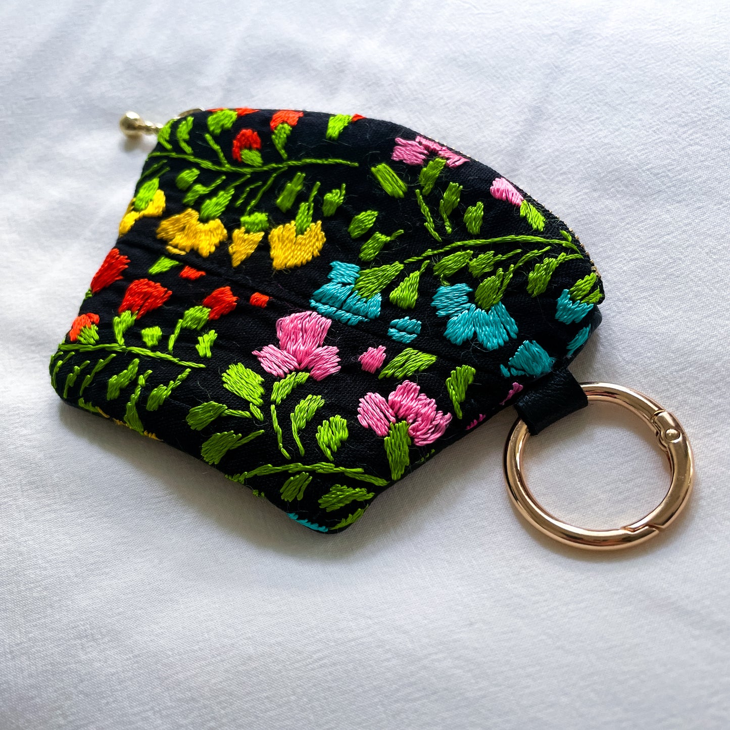 Mexican Embroidery Mini Pouch #2／メキシコ刺繍 サンアントニーノ ポーチ airpods ケース