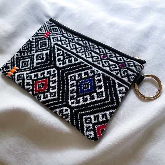 Mexican Embroidery Pouch #6／メキシコ刺繍 ララインサール ポーチ airpods ケース