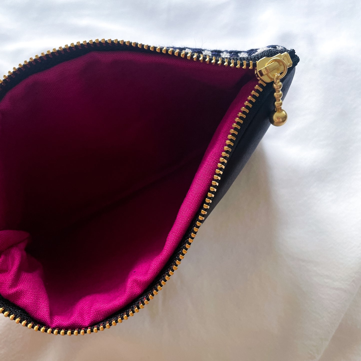 Mexican Embroidery Pouch #3／メキシコ刺繍 ララインサール ポーチ airpods ケース