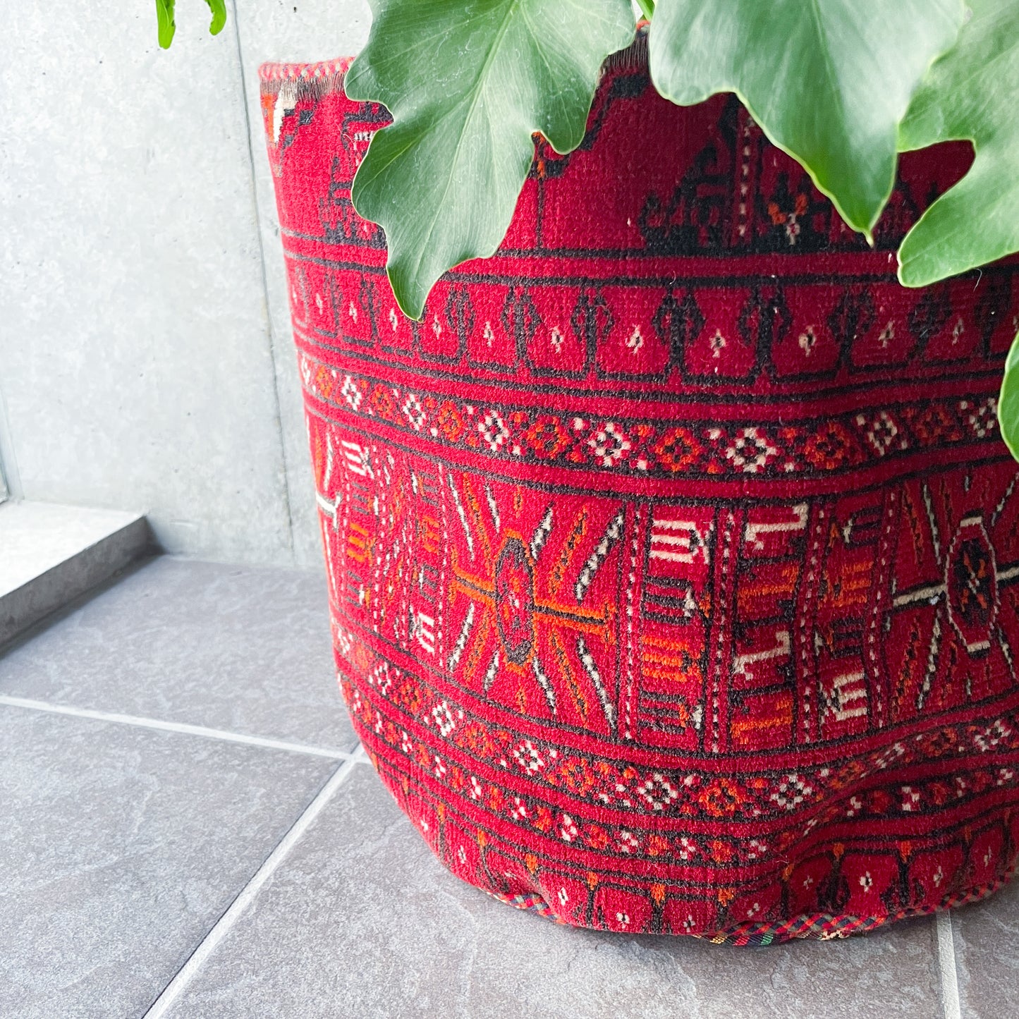 Trival Rug Pot (L) #1／トライバルラグ 絨毯 鉢カバー ポット