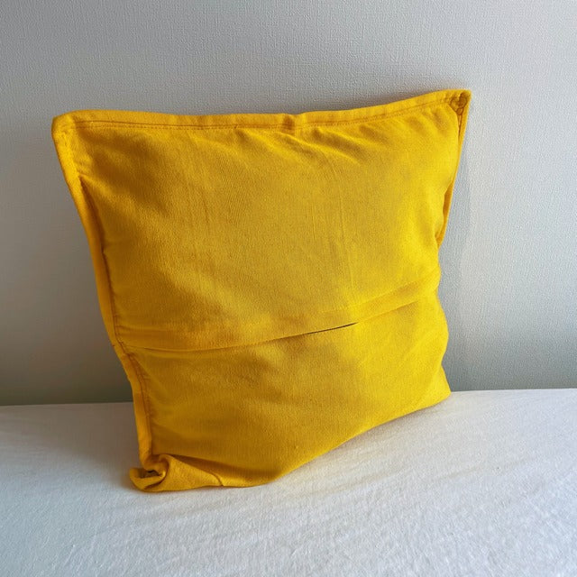 Flower Embroidery Cushion Cover D (50×50㎝)／グアテマラ 刺繍 クッションカバー 花