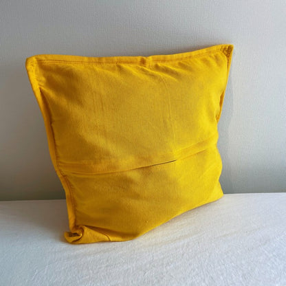 Flower Embroidery Cushion Cover D (50×50㎝)／グアテマラ 刺繍 クッションカバー 花