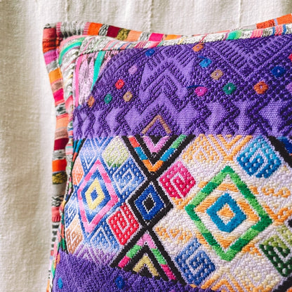 Huipil Cushion Cover #18 (40×40㎝)／グアテマラ ウィピル クッションカバー