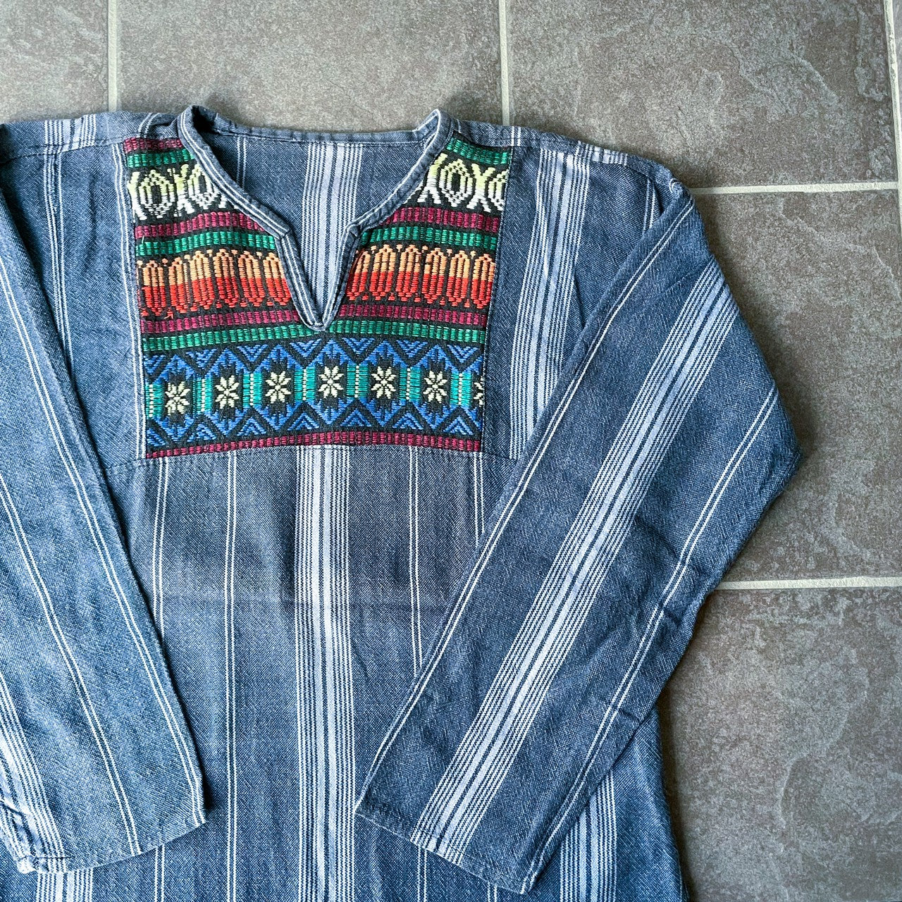 Guatemalan Indigo Blouse #2／グアテマラ ウィピル 刺繍 織り