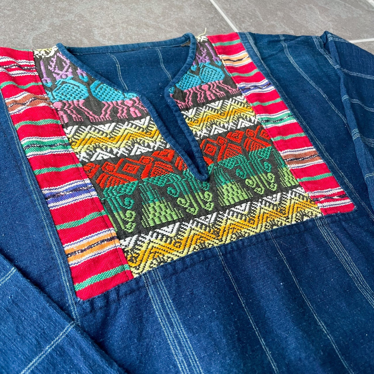 Guatemalan Indigo Blouse #1／グアテマラ ウィピル 刺繍 織り ブラウス トップス