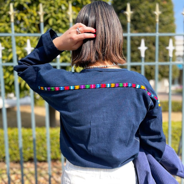 Huipil × Indigo Blouse #1／グアテマラ ウィピル 藍染 ブラウス 刺繍