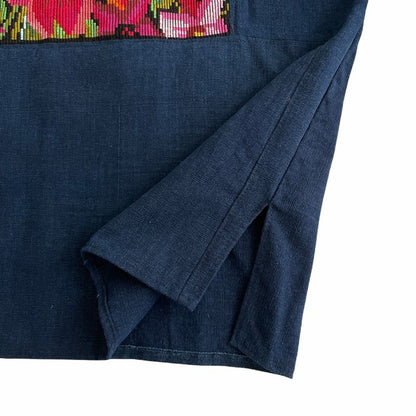 Huipil × Indigo Blouse #1／グアテマラ ウィピル 藍染 ブラウス 刺繍