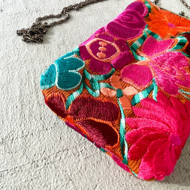 Mexican Flower Embroidery  Mini Bag #1／メキシコ刺繍 がま口バッグ ポシェット スマホケース
